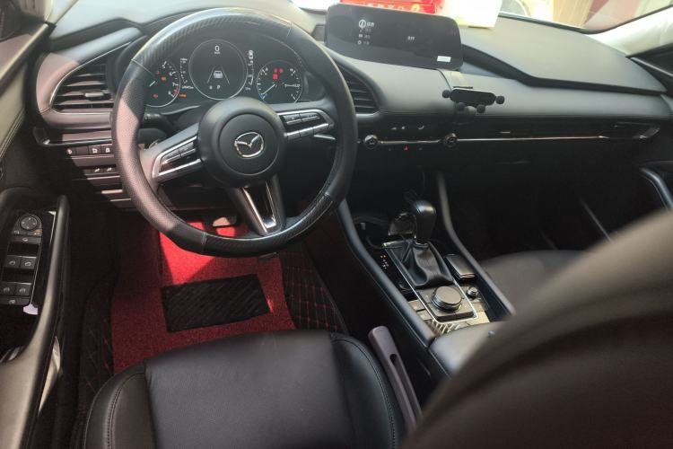 Used Mazda 3 Axela 2023 2.0L Automatic ZhiZhen Edition Center Console