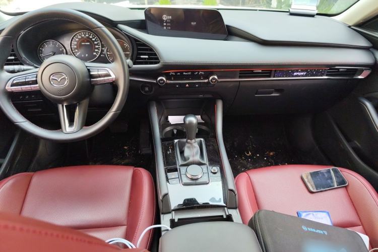 Used Mazda 3 Axela 2023 2.0L Automatic Zhiyao Edition Center Console