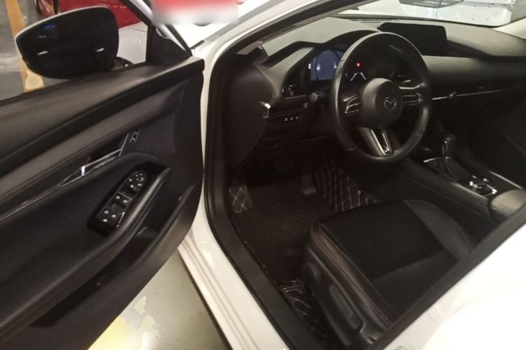 Used Mazda 3 Axela 2023 2.0L Automatic Zhiya Edition Driver Seat