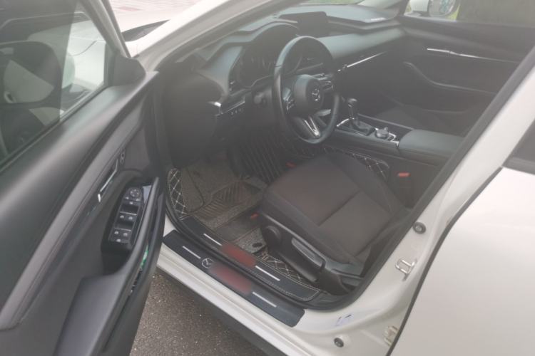 Used Mazda 3 Axela 2023 2.0L Automatic ZhiXuan Edition Driver Seat