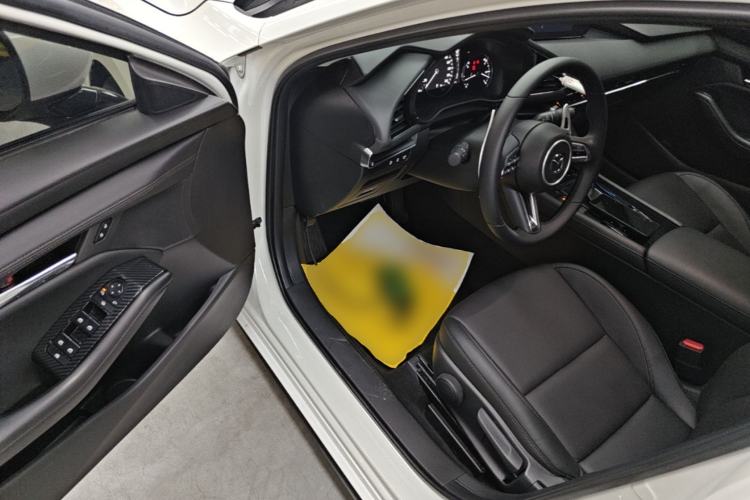 Used Mazda 3 Axela 2023 2.0L Automatic Zhiya Edition Driver Seat