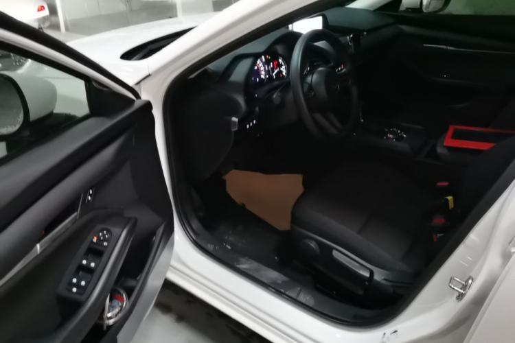 Used Mazda 3 Axela 2023 2.0L Automatic Zhiqing Edition Driver Seat