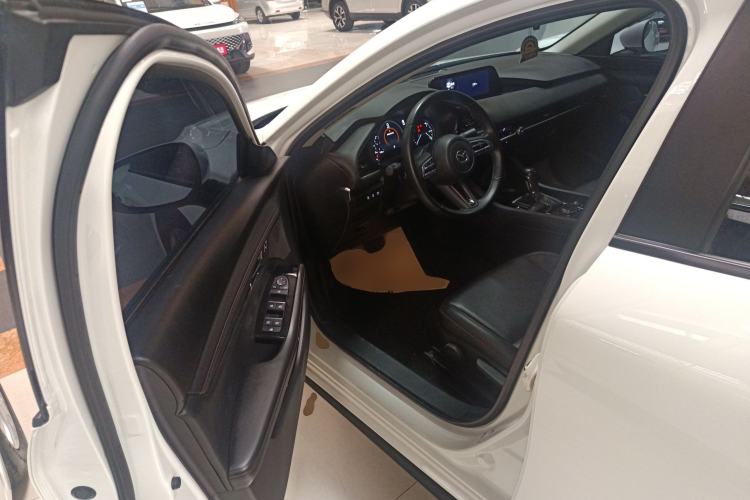 Used Mazda 3 Axela 2023 2.0L Automatic Zhiya Edition Driver Seat