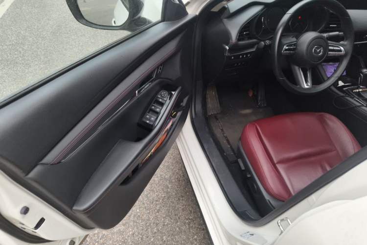 Used Mazda 3 Axela 2023 2.0L Automatic Zhiyao Edition Driver Seat