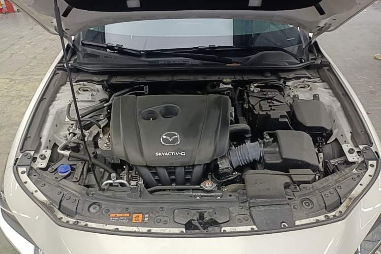 Used Mazda 3 Axela 2023 2.0L Automatic ZhiZhen Edition Engine Bay