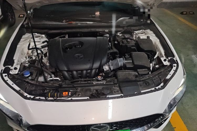 Used Mazda 3 Axela 2023 2.0L Automatic ZhiZhen Edition Engine Bay