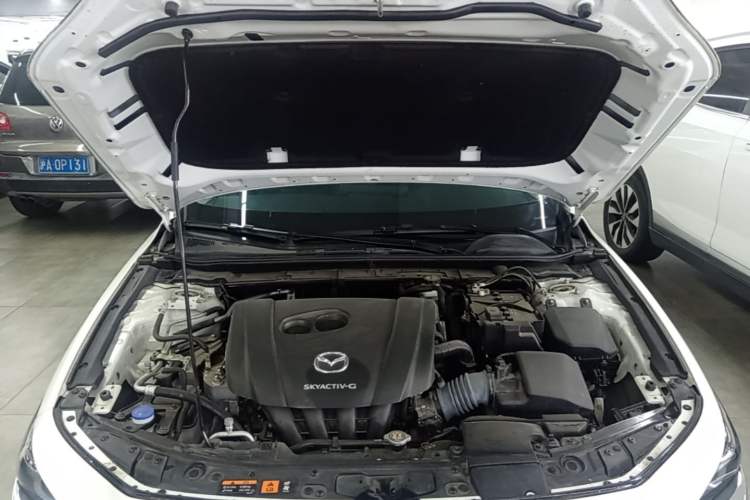 Used Mazda 3 Axela 2023 2.0L Automatic ZhiZhen Edition Engine Bay