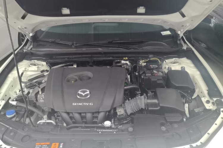 Used Mazda 3 Axela 2023 2.0L Automatic ZhiXuan Edition Engine Bay
