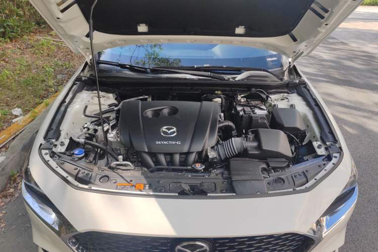 Used Mazda 3 Axela 2023 2.0L Automatic ZhiZhen Edition Engine Bay
