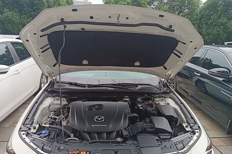 Used Mazda 3 Axela 2023 2.0L Automatic ZhiXuan Edition Engine Bay