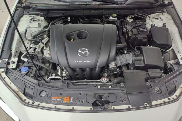 Used Mazda 3 Axela 2023 2.0L Automatic ZhiZhen Edition Engine Bay