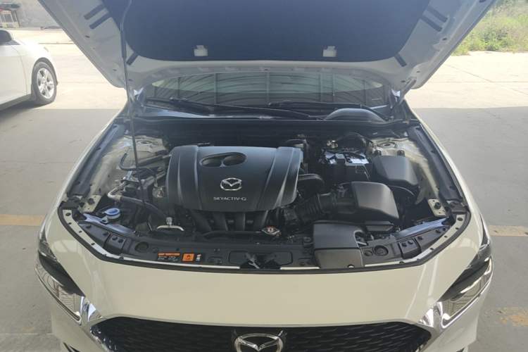 Used Mazda 3 Axela 2023 2.0L Automatic ZhiXuan Edition Engine Bay