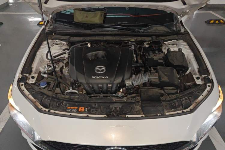 Used Mazda 3 Axela 2023 2.0L Automatic Zhiya Edition Engine Bay