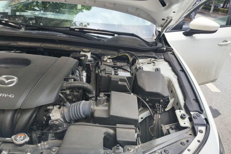 Used Mazda 3 Axela 2023 1.5L Manual ZhiMei Edition Engine Bay Left