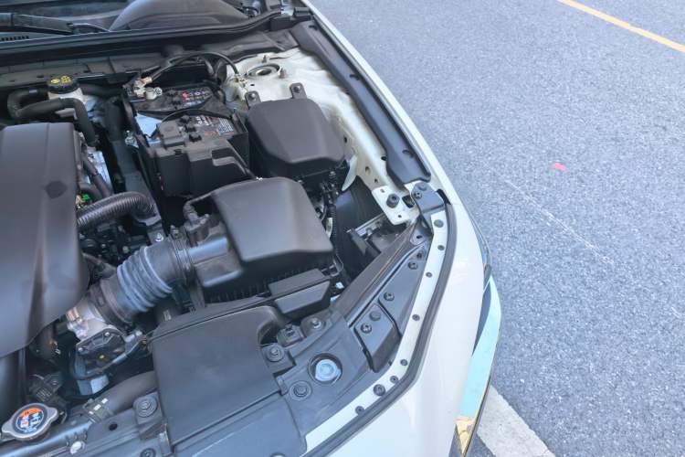 Used Mazda 3 Axela 2023 2.0L Automatic Zhiqing Edition Engine Bay Left