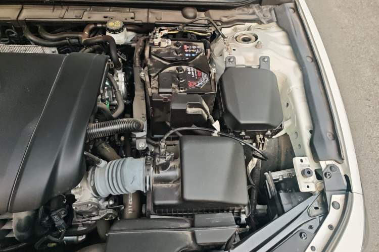 Used Mazda 3 Axela 2023 2.0L Automatic Zhiyao Edition Engine Bay Left