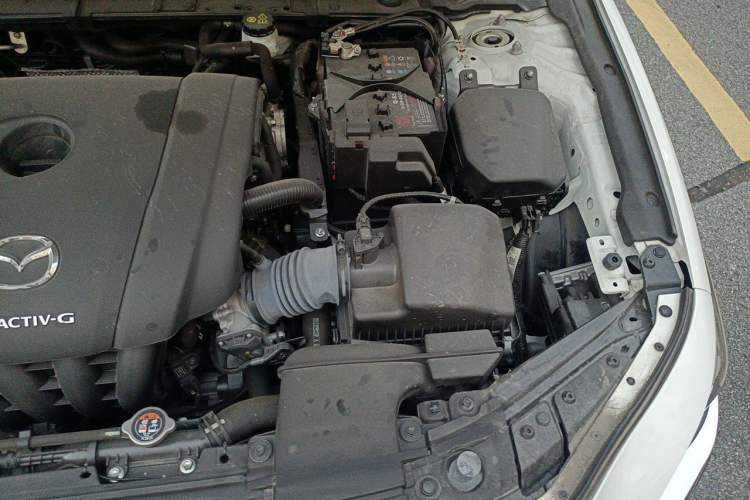 Used Mazda 3 Axela 2023 2.0L Automatic Zhiqing Edition Engine Bay Left