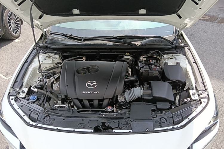 Used Mazda 3 Axela 2023 2.0L Automatic ZhiZhen Edition Engine Bay