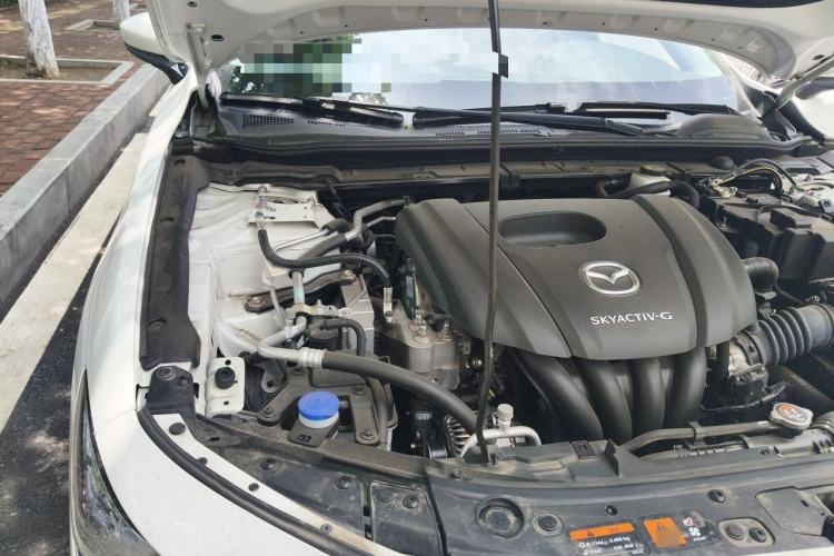 Used Mazda 3 Axela 2023 1.5L Manual ZhiMei Edition Engine Bay Right