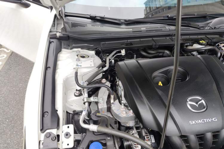 Used Mazda 3 Axela 2023 2.0L Automatic ZhiZhen Edition Engine Bay Right
