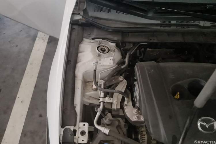 Used Mazda 3 Axela 2023 2.0L Automatic ZhiXuan Edition Engine Bay Right