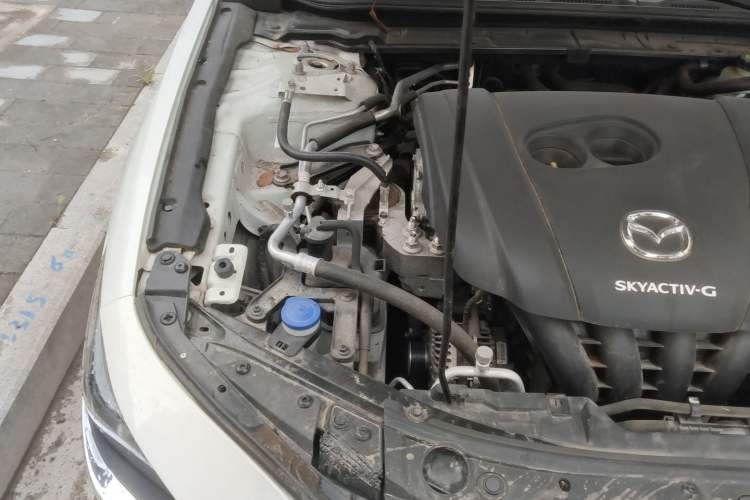 Used Mazda 3 Axela 2023 2.0L Automatic ZhiXuan Edition Engine Bay Right