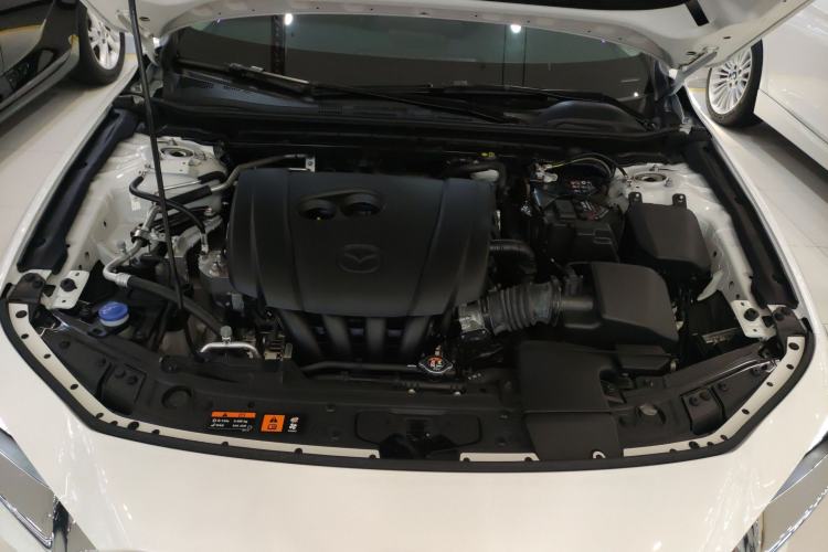 Used Mazda 3 Axela 2023 2.0L Automatic ZhiZhen Edition Engine Bay