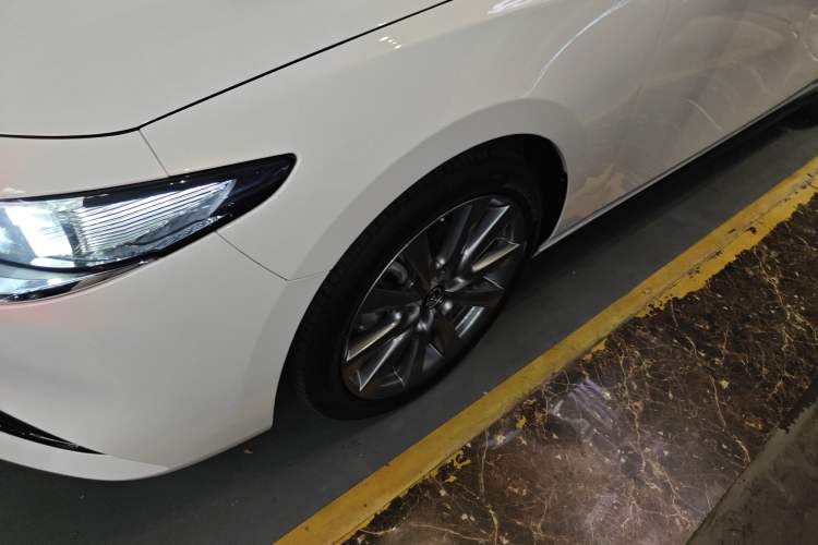 Used Mazda 3 Axela 2023 2.0L Automatic Zhiyao Edition Exterior 1