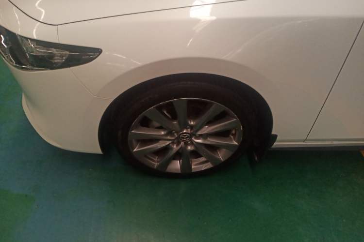 Used Mazda 3 Axela 2023 2.0L Automatic ZhiXuan Edition Exterior 1