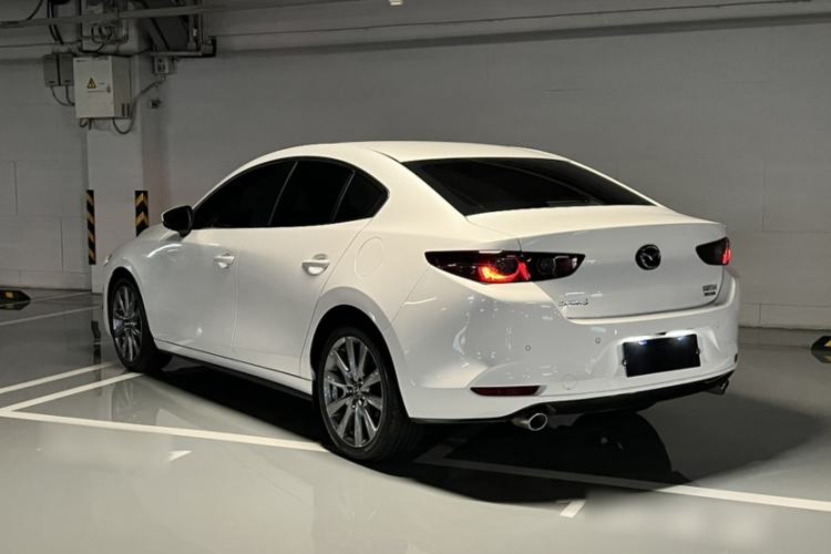 Used Mazda 3 Axela 2023 2.0L Automatic ZhiXuan Edition Exterior 1