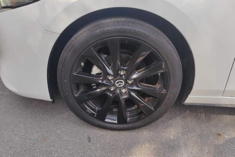 Used Mazda 3 Axela 2023 2.0L Automatic ZhiZhen Edition Exterior 2