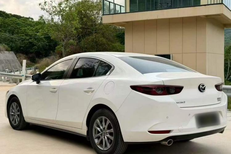 Used Mazda 3 Axela 2023 2.0L Automatic Zhiqing Edition Exterior 2