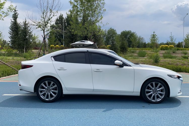 Used Mazda 3 Axela 2023 2.0L Automatic ZhiXuan Edition Exterior 2