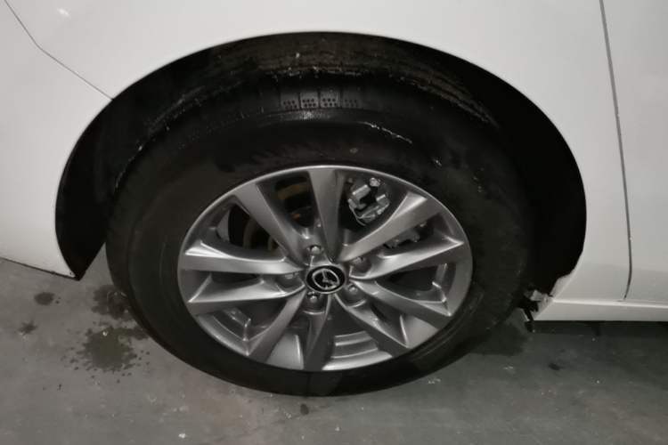 Used Mazda 3 Axela 2023 2.0L Automatic Zhiqing Edition Exterior 2
