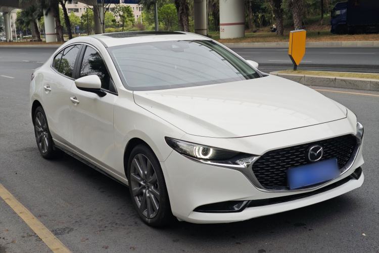 Used Mazda 3 Axela 2023 2.0L Automatic ZhiZhen Edition Exterior 2