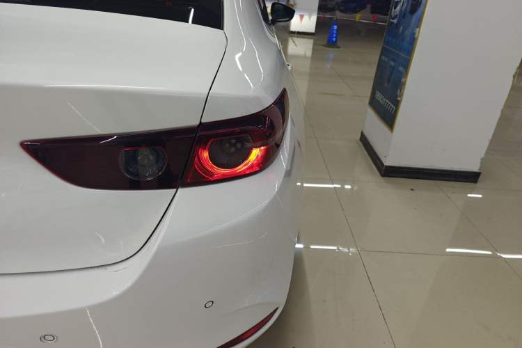 Used Mazda 3 Axela 2023 2.0L Automatic Zhiya Edition Exterior 3