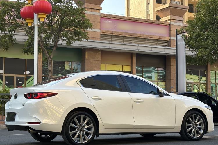 Used Mazda 3 Axela 2023 2.0L Automatic Zhiyao Edition Exterior 3