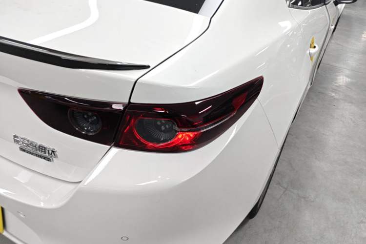 Used Mazda 3 Axela 2023 2.0L Automatic Zhiya Edition Exterior 3