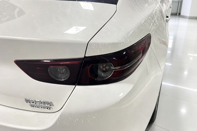 Used Mazda 3 Axela 2023 2.0L Automatic Zhiqing Edition Exterior 3