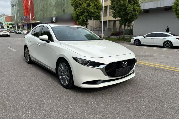 Used Mazda 3 Axela 2023 2.0L Automatic ZhiXuan Edition Exterior 3