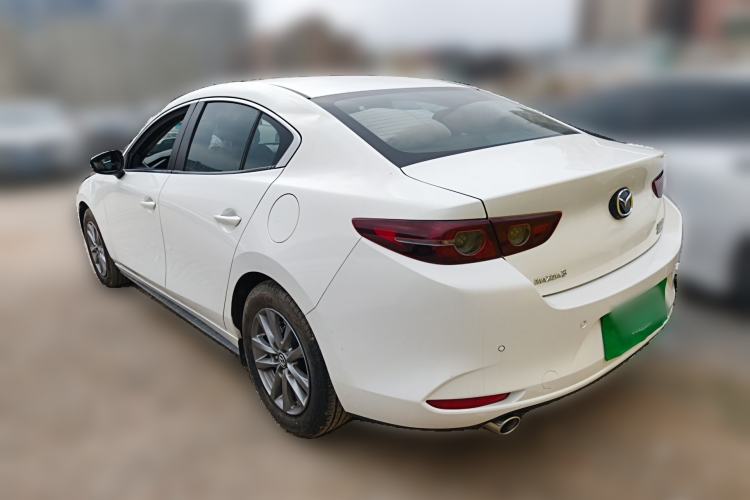 Used Mazda 3 Axela 2023 2.0L Automatic Zhiqing Edition Exterior 3