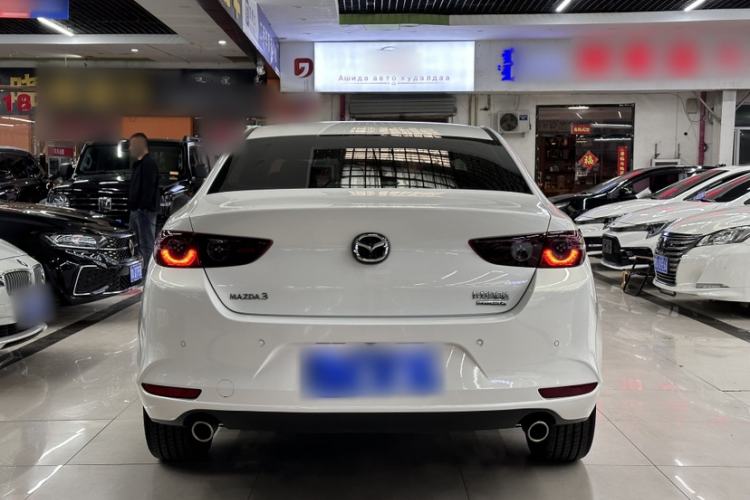Used Mazda 3 Axela 2023 2.0L Automatic Zhiya Edition Exterior 4