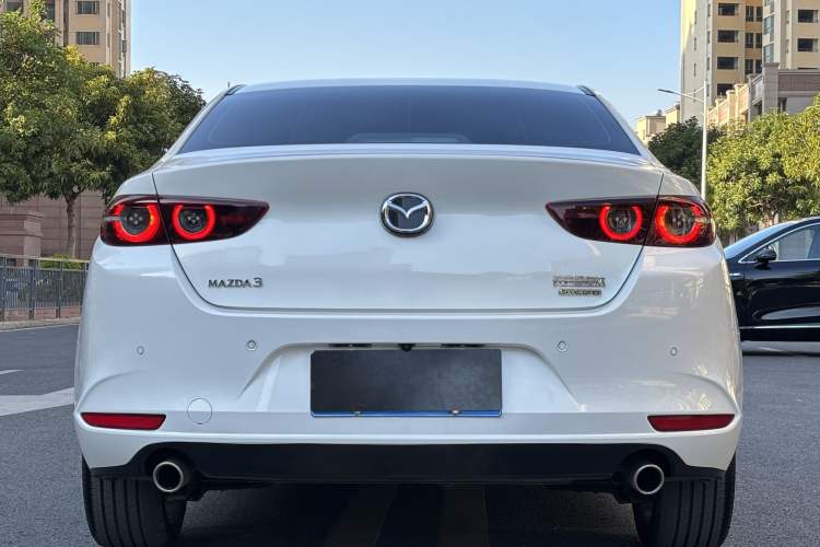 Used Mazda 3 Axela 2023 2.0L Automatic Zhiyao Edition Exterior 4