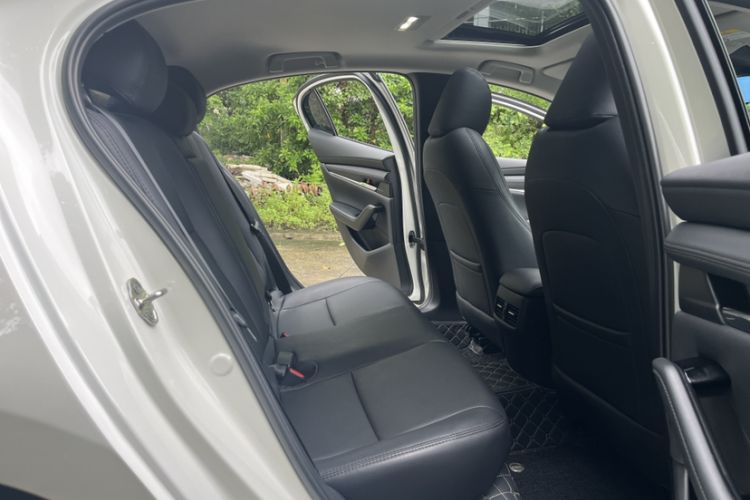 Used Mazda 3 Axela 2023 2.0L Automatic Zhiya Edition Exterior 4