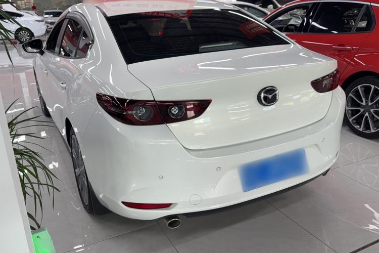 Used Mazda 3 Axela 2023 2.0L Automatic ZhiXuan Edition Exterior 5