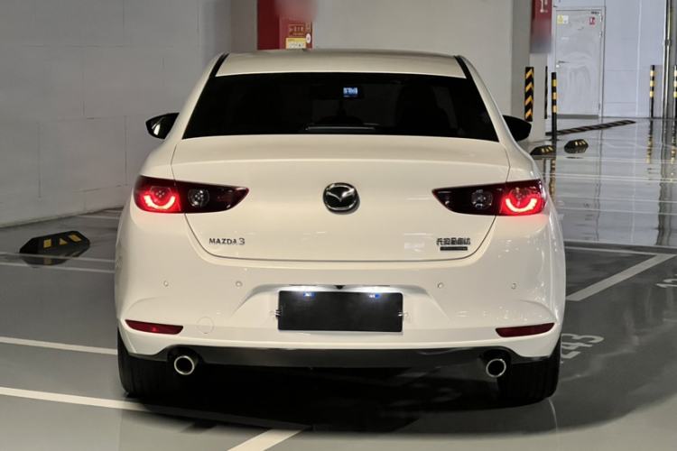 Used Mazda 3 Axela 2023 2.0L Automatic ZhiXuan Edition Exterior 5
