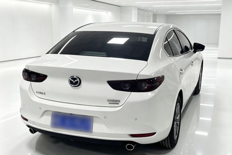 Used Mazda 3 Axela 2023 2.0L Automatic Zhiqing Edition Exterior 6
