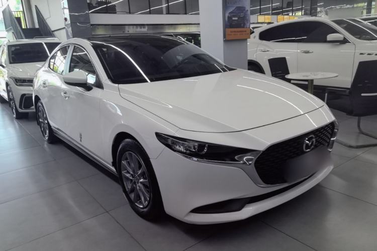 Used Mazda 3 Axela 2023 2.0L Automatic Zhiqing Edition Front Right 45 Deg