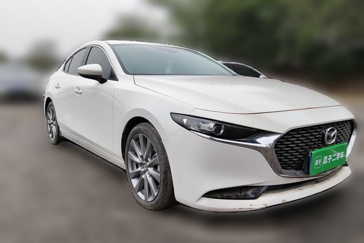 Used Mazda 3 Axela 2023 2.0L Automatic ZhiXuan Edition Front Right 45 Deg