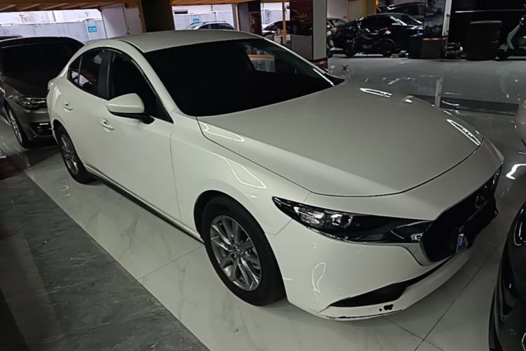 Used Mazda 3 Axela 2023 2.0L Automatic Zhiqing Edition Front Right 45 Deg